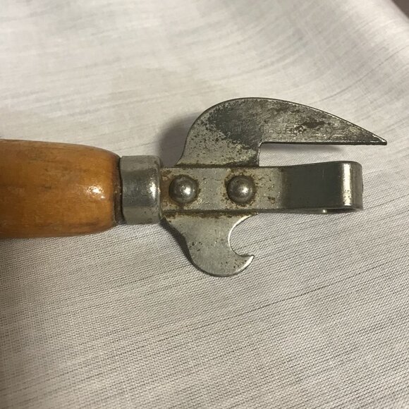 Vintage Wooden Handle Can Opener With Metal Blade & Bottle Opener 5 " - Picture 2 of 7